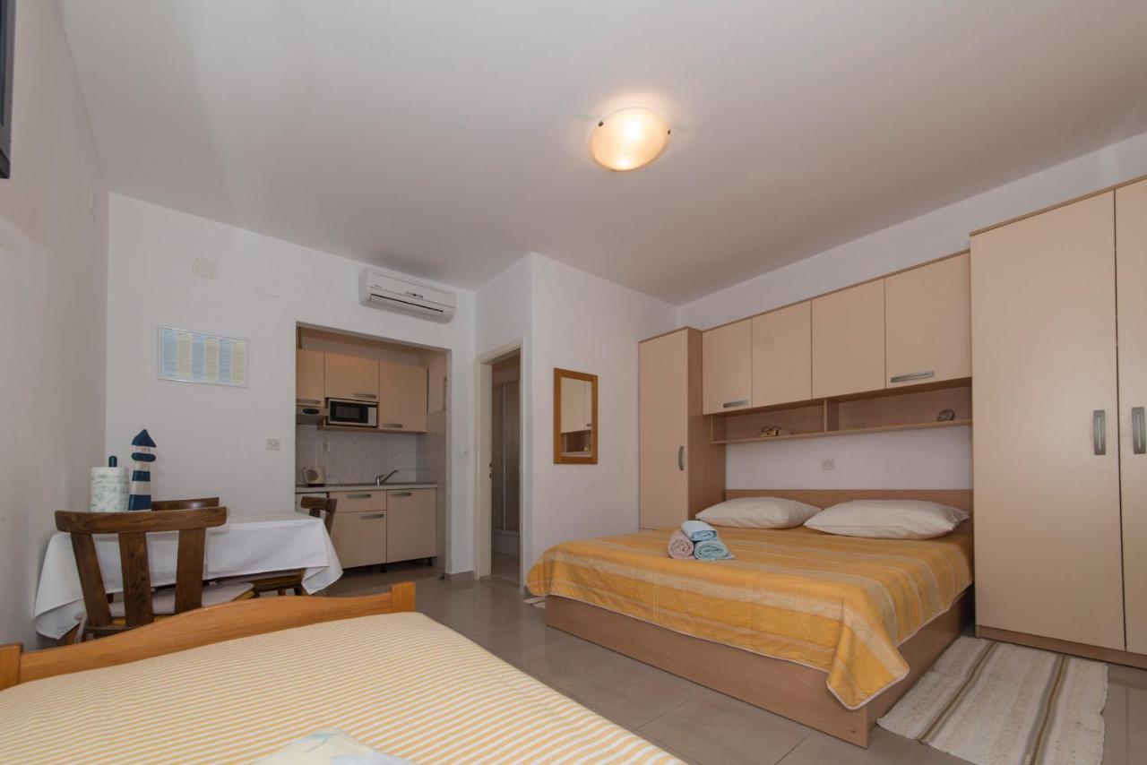 Apartment Villa Besker Makarska Exterior foto